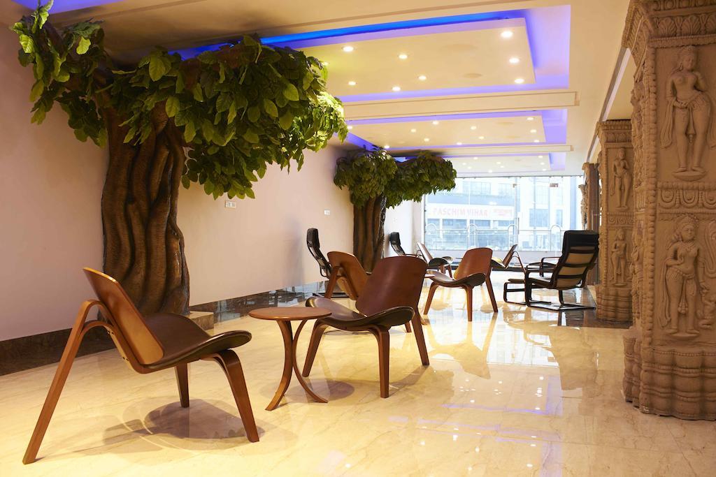 Hotel Waterfall Delhi  Exterior photo