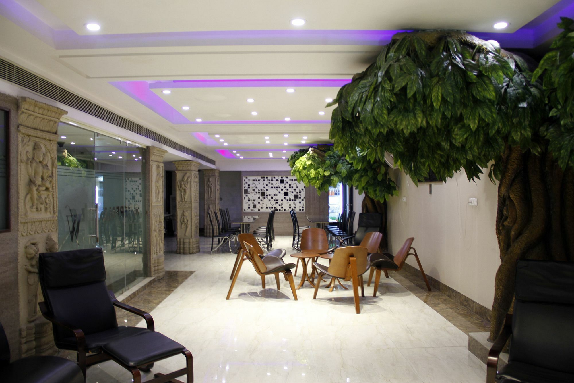 Hotel Waterfall Delhi  Exterior photo